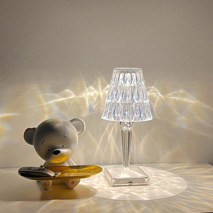 Prismara facettierte kabellose Kristall-Tischlampe