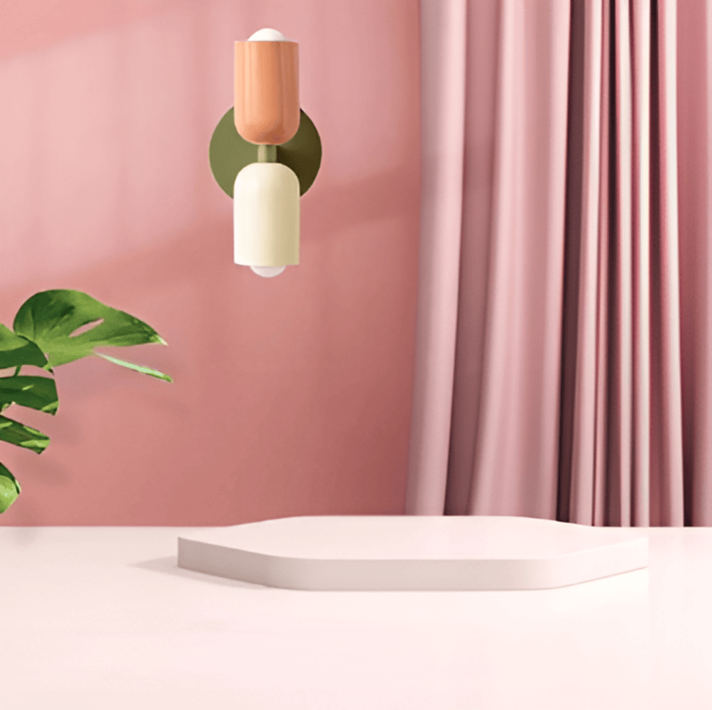 Miravel Bauhaus-Wandleuchte aus Eisen in Kapseldesign