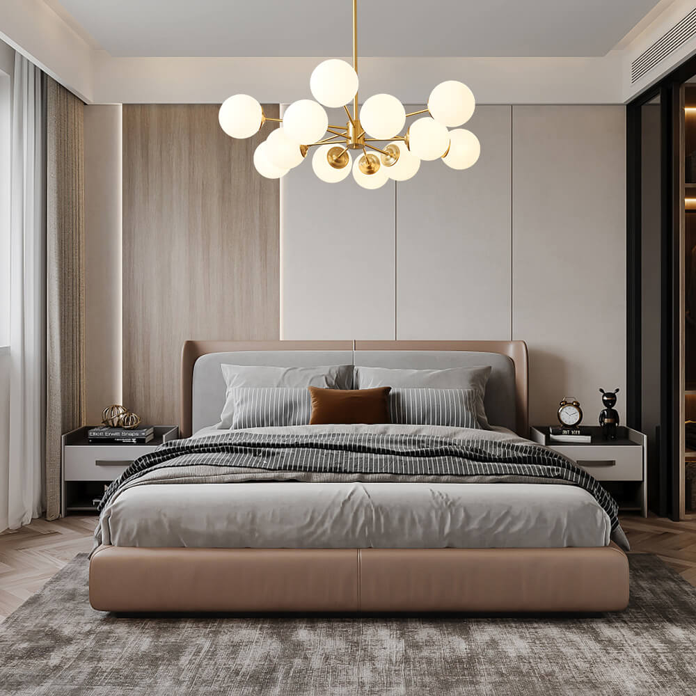 Spheralis Mid-Century Messing-Opalglas-Kronleuchter
