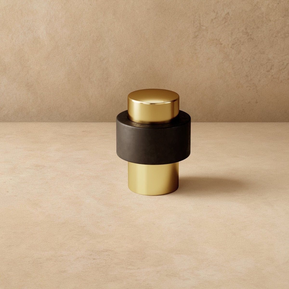 Nelvora minimalistischer Türstopper aus Messing für den Boden