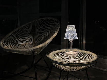 Prismara facettierte kabellose Kristall-Tischlampe