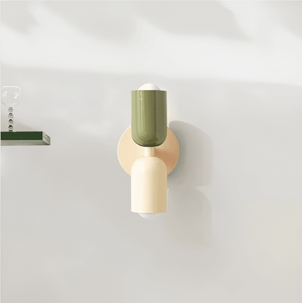 Miravel Bauhaus-Wandleuchte aus Eisen in Kapseldesign