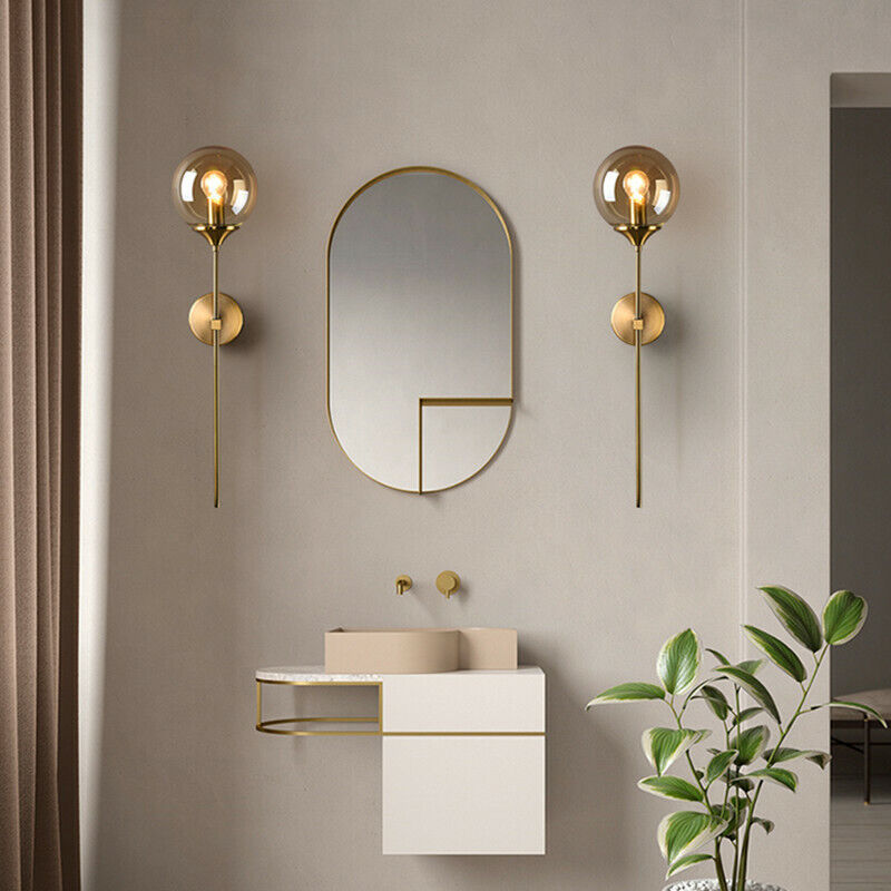 Velmira Wandleuchte mit Glaskugel im Mid-Century-Stil