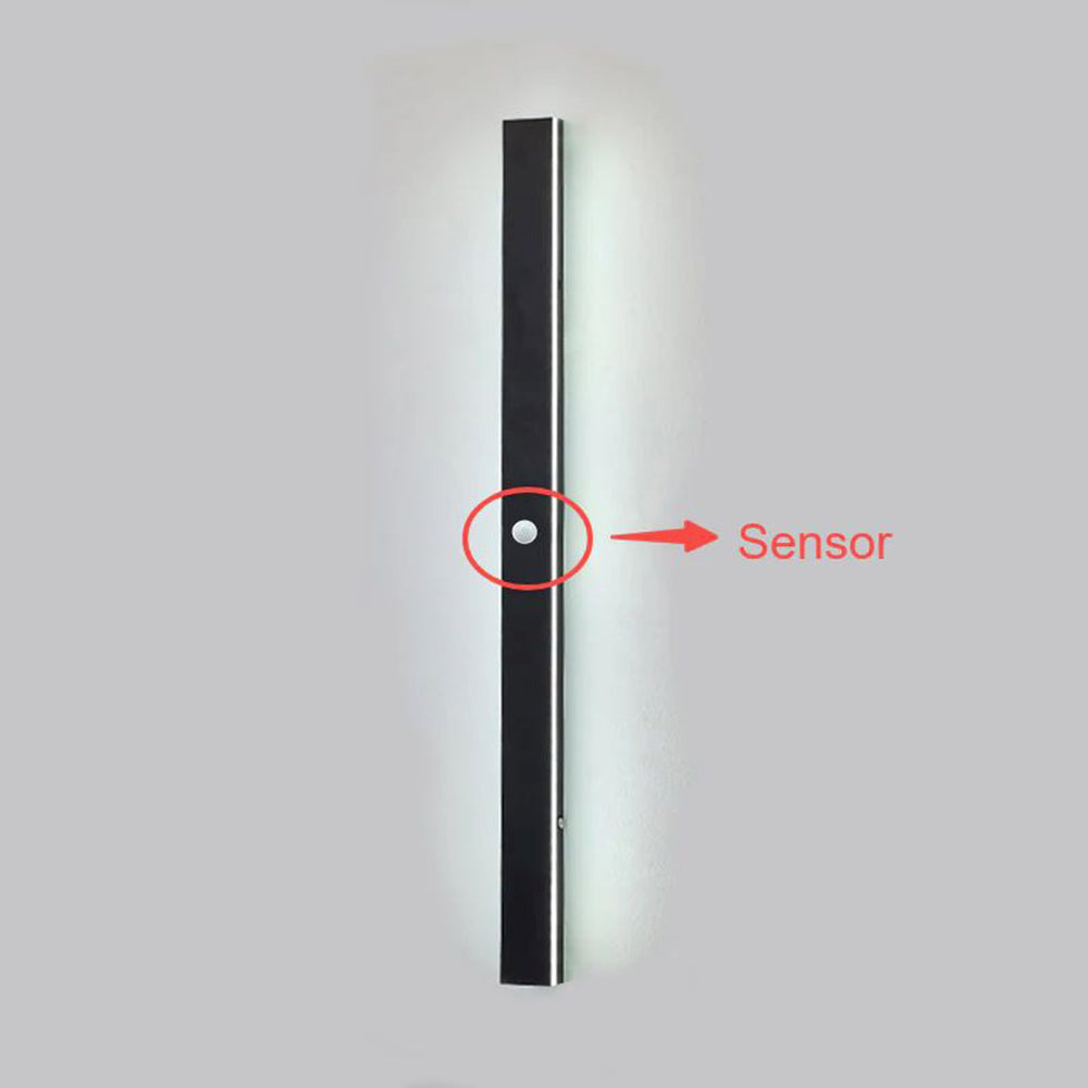 Veldrin minimalistisches, schlankes schwarzes Außen-Wandlicht aus Metall