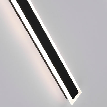 Minimalistische Außenwandleuchte mit Acrylabdeckung von Halvenn