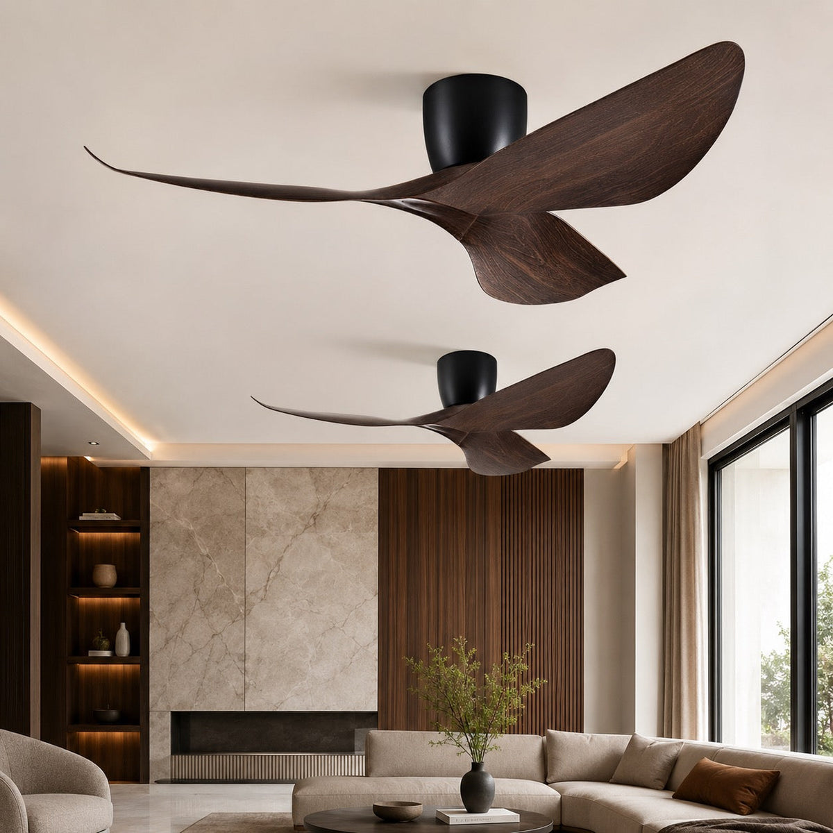 Geformter Deckenventilator mit Flügeln