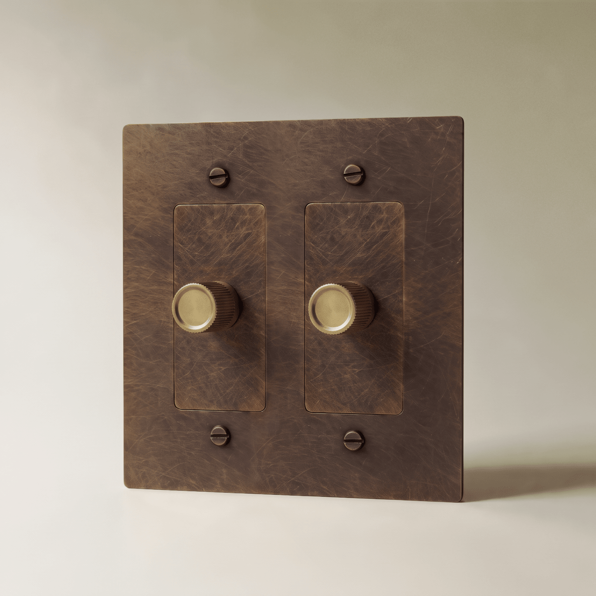 Norvessa Vintage-Drehdimmer aus Messing