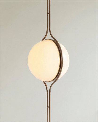 Pelvaro Mid-Century-Metalllampe vom Boden bis zur Decke