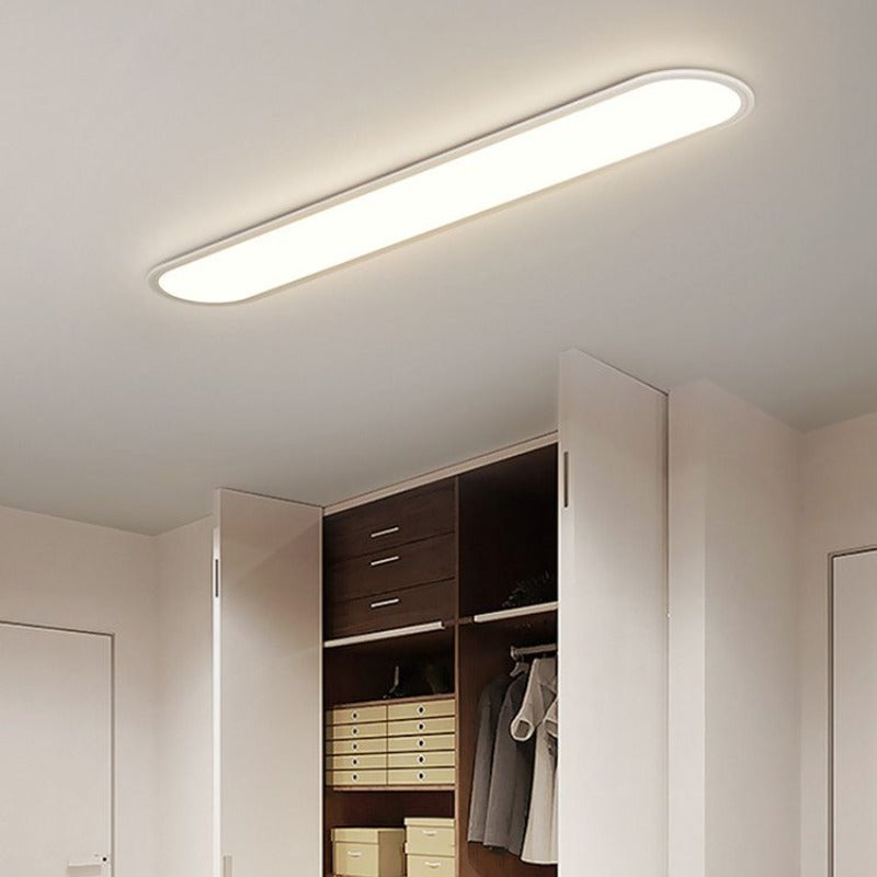 Ovale minimalistische Metalldeckenleuchte Ovalis