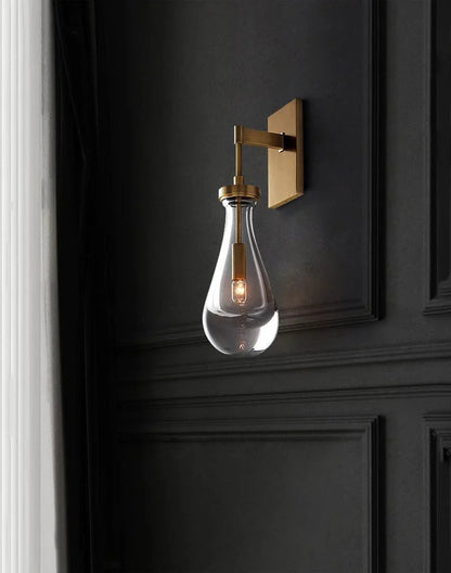 Tropfenförmige Glas-Wandleuchte