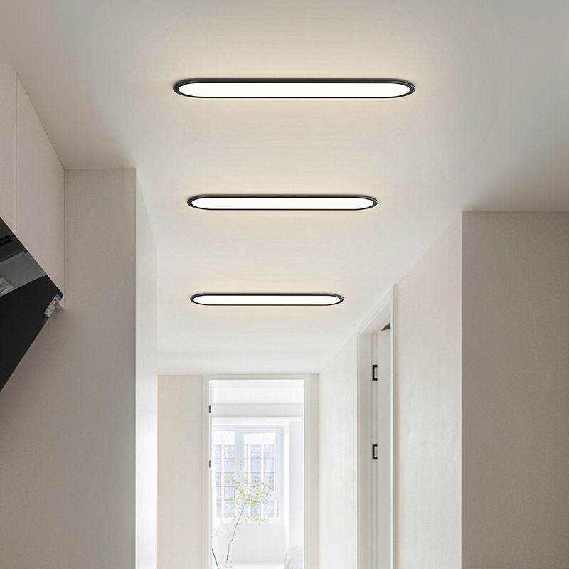 Ovale minimalistische Metalldeckenleuchte Ovalis