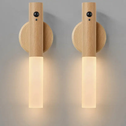 Minimalistische Wandleuchte aus Holz von Oakmira mit Bewegungsmelder