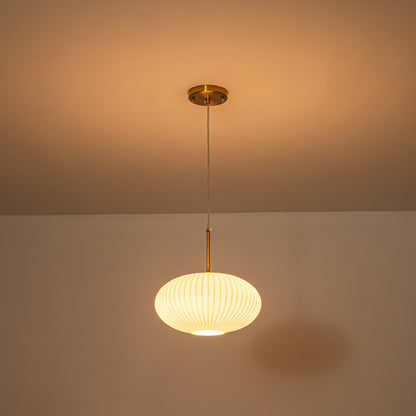 Geriffelte ovale Glaspendelleuchte