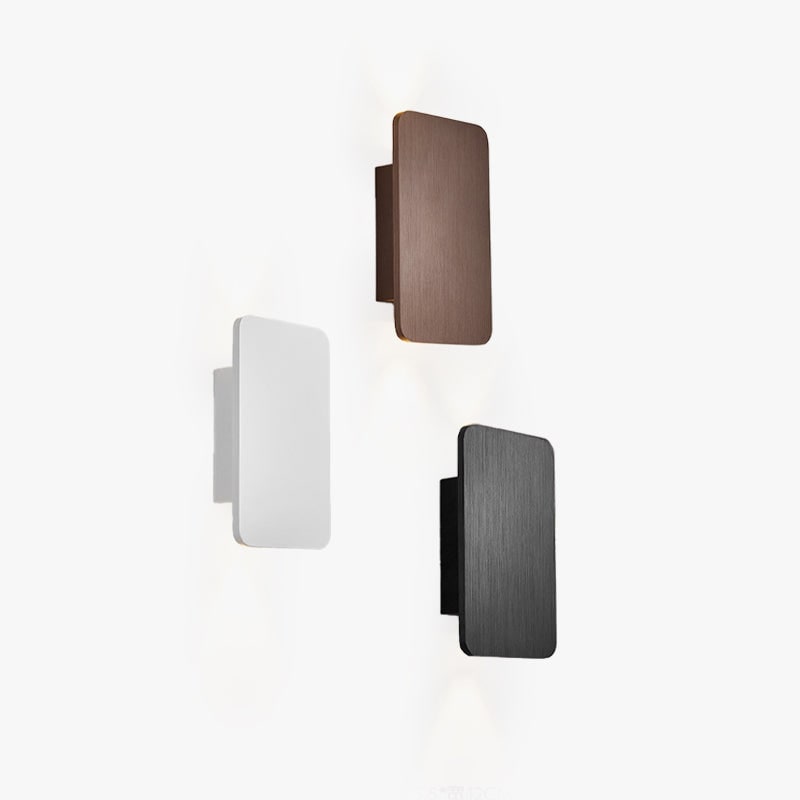 Minimalistische rechteckige Metall-Wandleuchte Nyxora