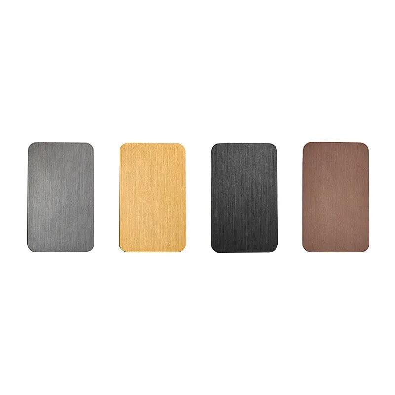 Minimalistische rechteckige Metall-Wandleuchte Nyxora