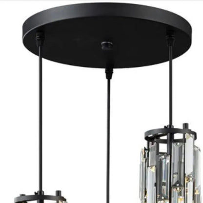 Pendelleuchte mit facettierter Kristallsäule