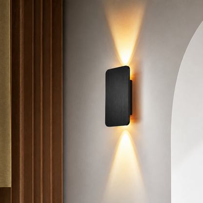 Rechteckige Metall-LED-Wandleuchte