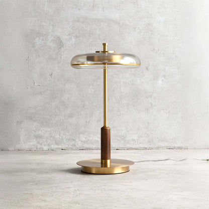 Fenrik Mid-Century-Walnuss-Tischleuchte
