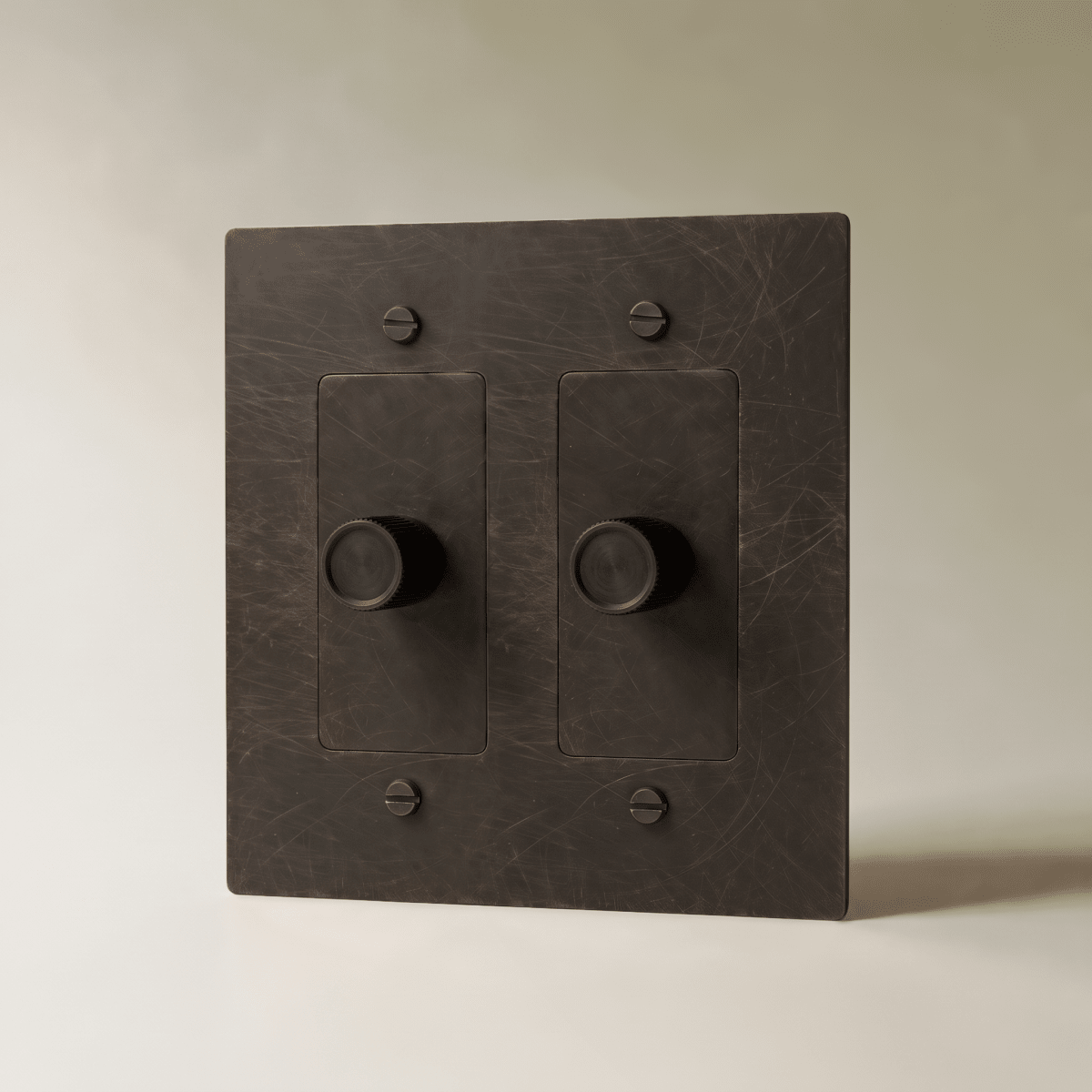 Norvessa Vintage-Drehdimmer aus Messing