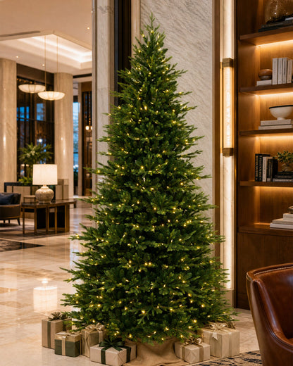 Skovra Klassischer PE/PVC-Weihnachtsbaum, 12 ft, vorbeleuchtet