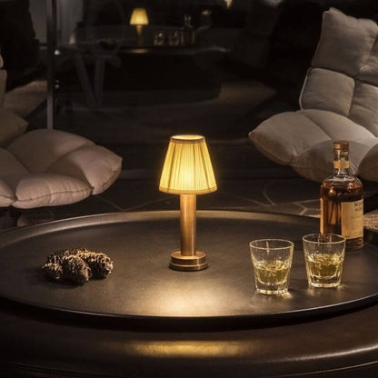Lumelle minimalistische kabellose Tischlampe aus Stoff