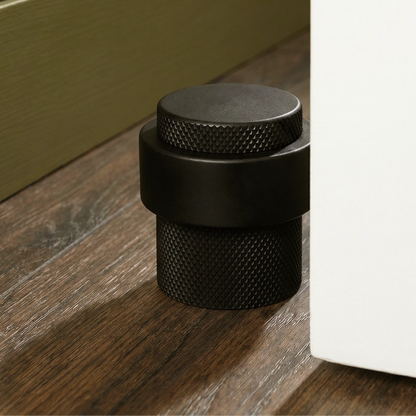 Nelvora minimalistischer Türstopper aus Messing für den Boden