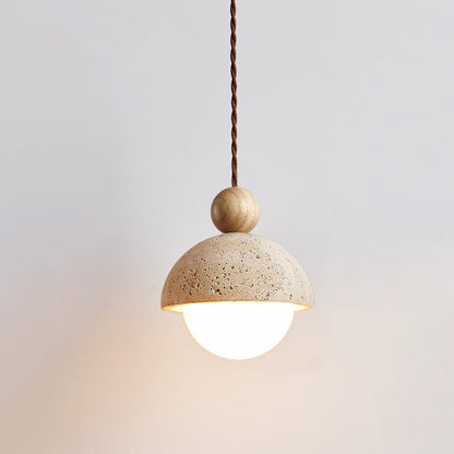 Holz-Pendelleuchte mit Travertin-Kuppel