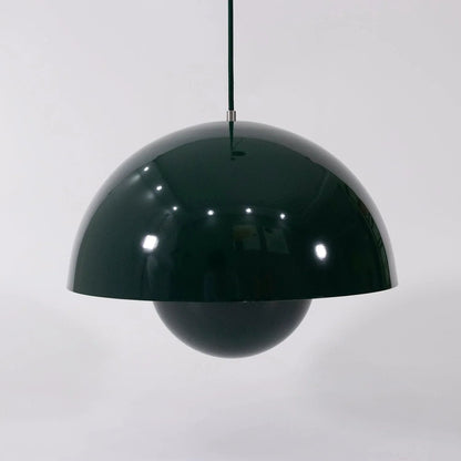 Zweiflammige Metall-Pendelleuchte mit Kuppelschirmen