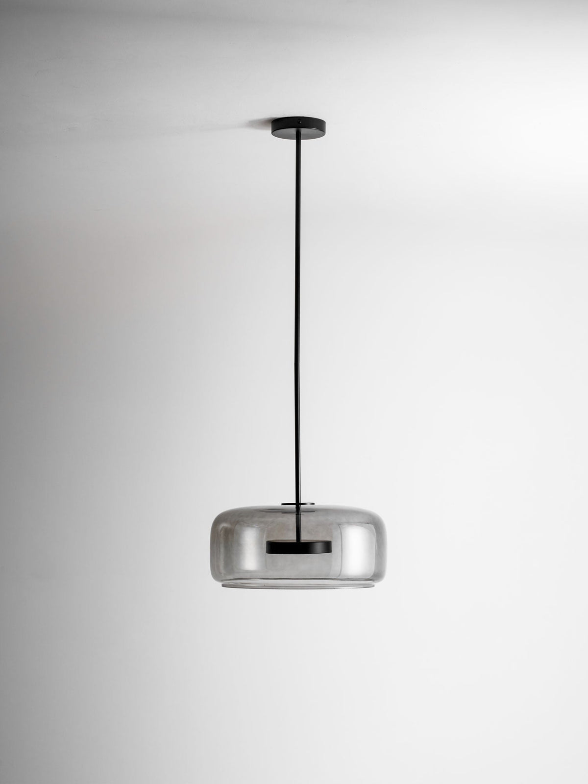 Glavira moderne Pendelleuchte aus mundgeblasenem Glas