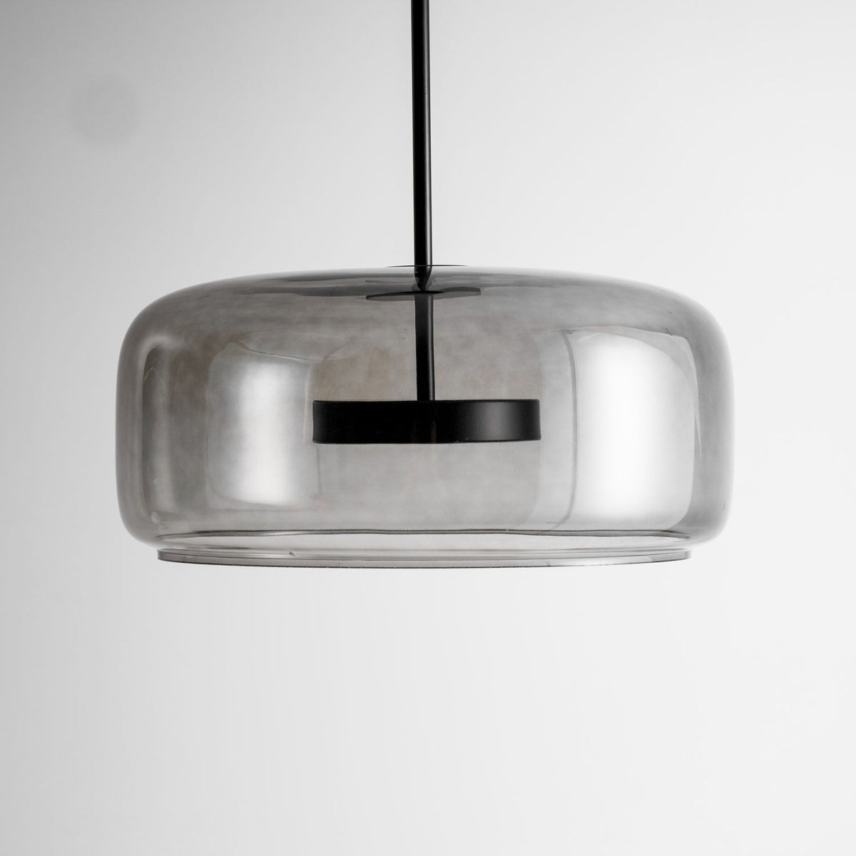 Glavira moderne Pendelleuchte aus mundgeblasenem Glas
