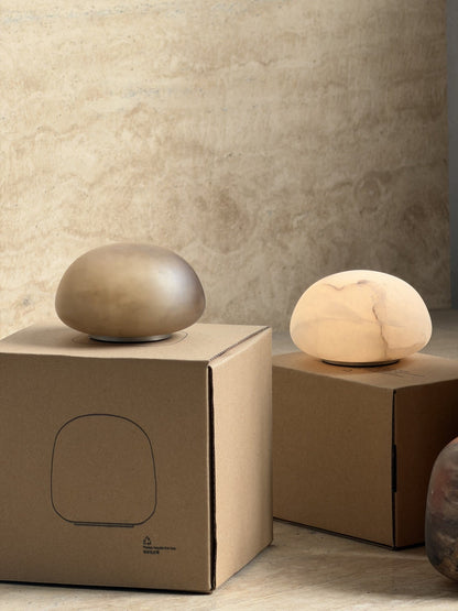 Minimalistische Alabaster-Tischleuchte Alvane