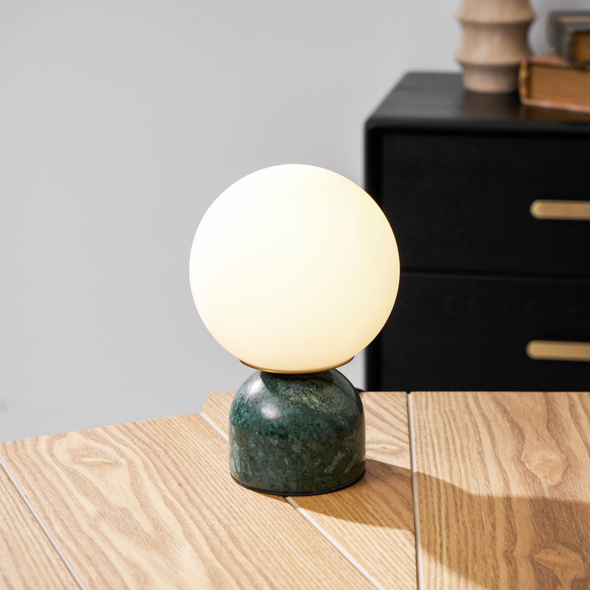 Ulvane Minimalistische Marmor-Tischlampe