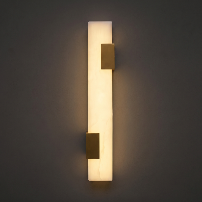 Skulpturale Alabaster-Wandleuchte