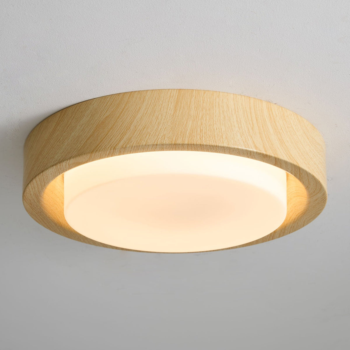 Runde Deckenleuchte aus Holz und Glas