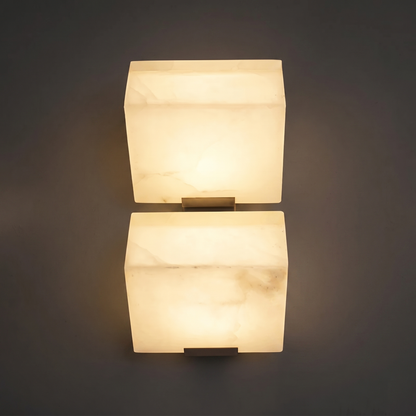 Skulpturale Alabaster-Wandleuchte