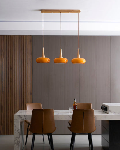 Pendelleuchte aus Kieselglas und Holz