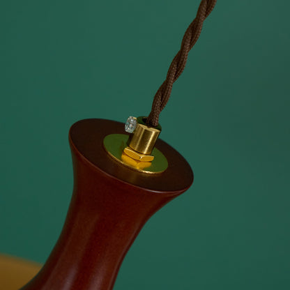 Stecker-Pendelleuchte aus Bernsteinglas