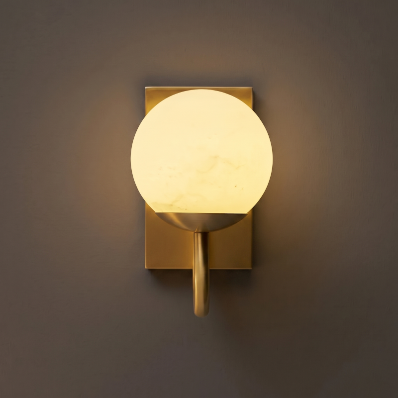 Skulpturale Alabaster-Wandleuchte