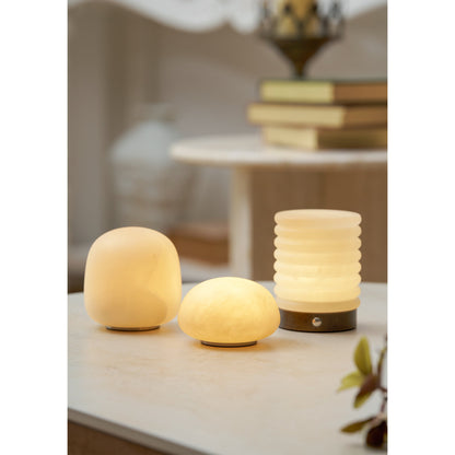 Minimalistische Alabaster-Tischleuchte Alvane