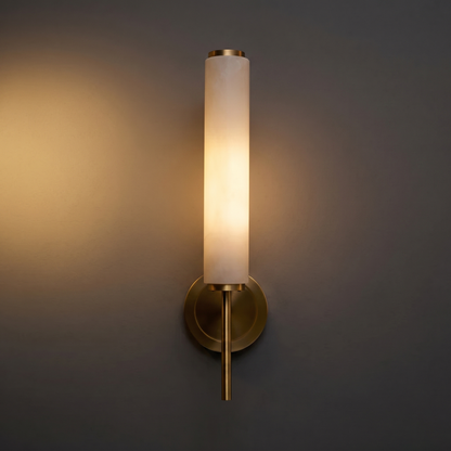 Skulpturale Alabaster-Wandleuchte