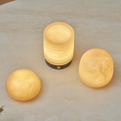 Minimalistische Alabaster-Tischleuchte Alvane