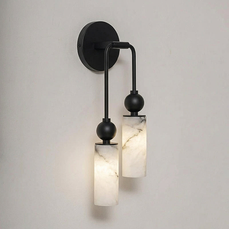 Alabaster-Wandleuchte mit Säule
