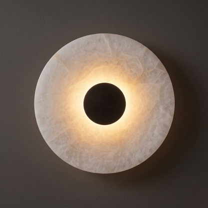 Skulpturale Alabaster-Wandleuchte