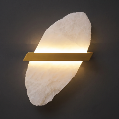 Skulpturale Alabaster-Wandleuchte