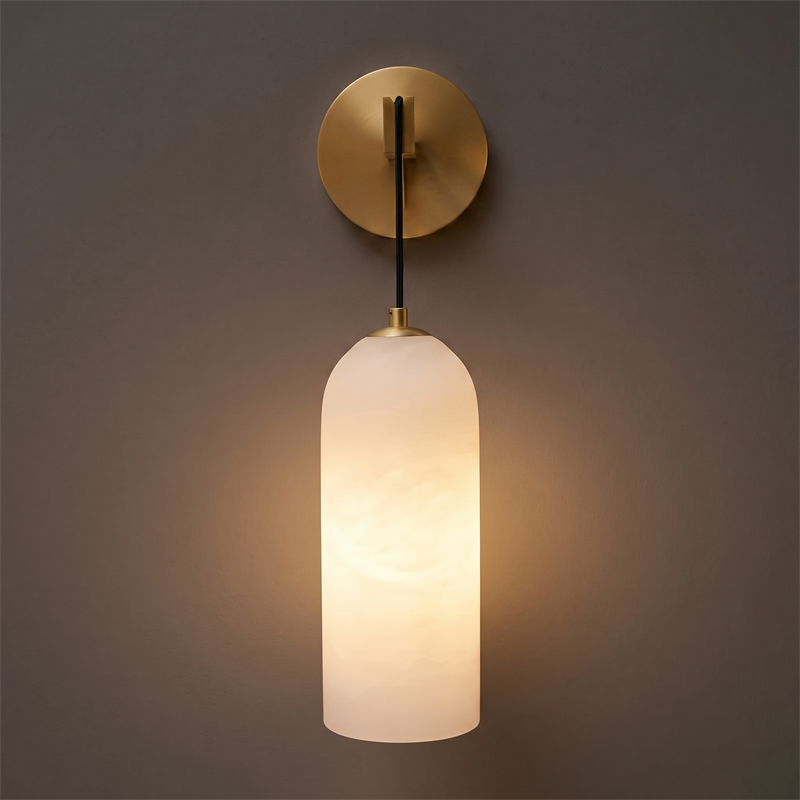 Skulpturale Alabaster-Wandleuchte