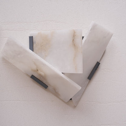 Skulpturale Alabaster-Wandleuchte