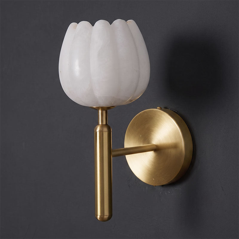 Skulpturale Alabaster-Wandleuchte