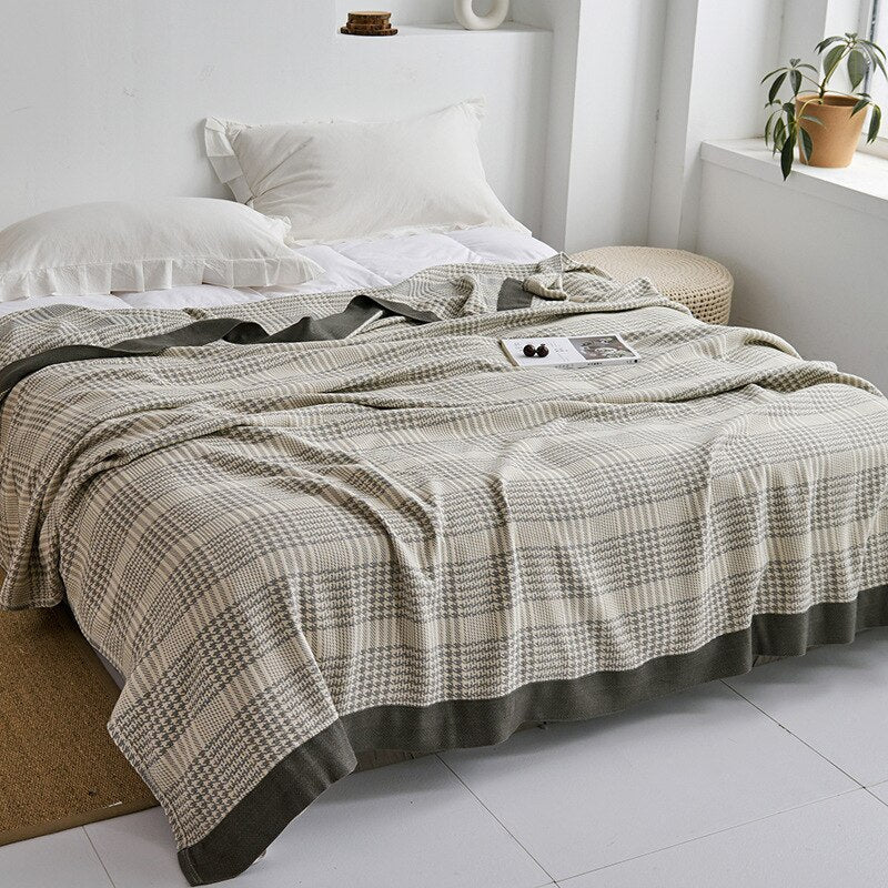 Hochwertige Baumwolldecke mit edlem Muster