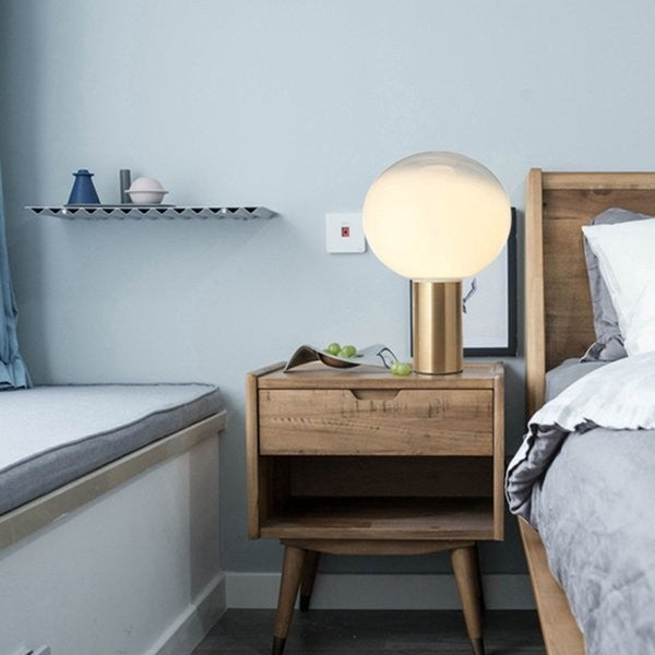 Glaskugel-Tischlampe