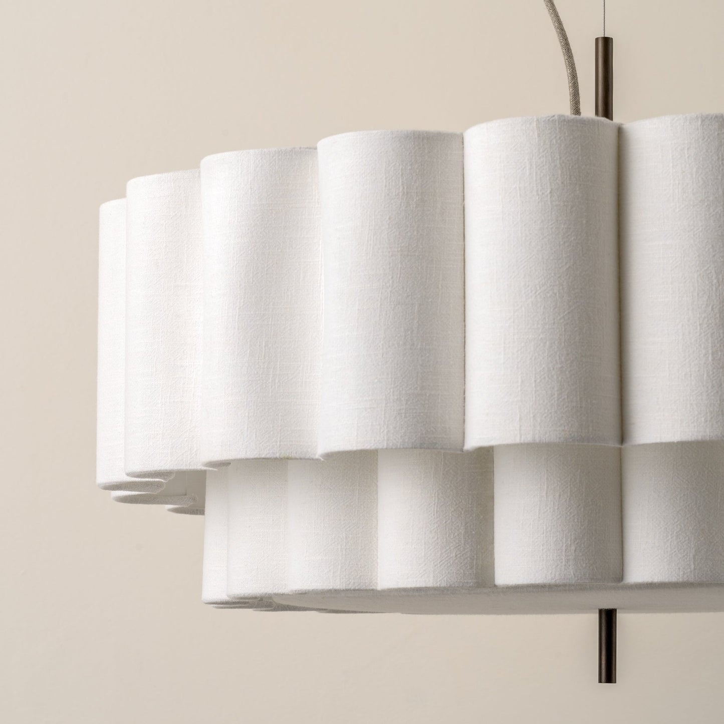 Große gewellte Hängelampe